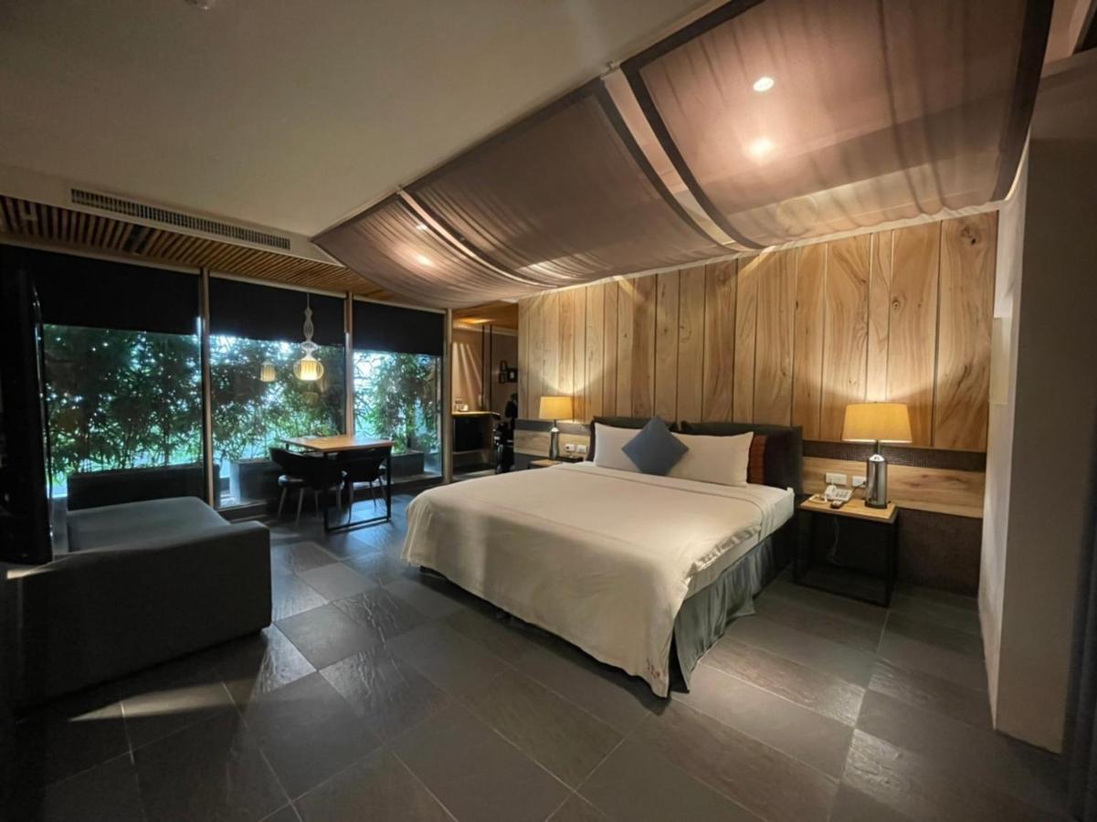 Roppongi Motel - Dalian Pingtung Ngoại thất bức ảnh