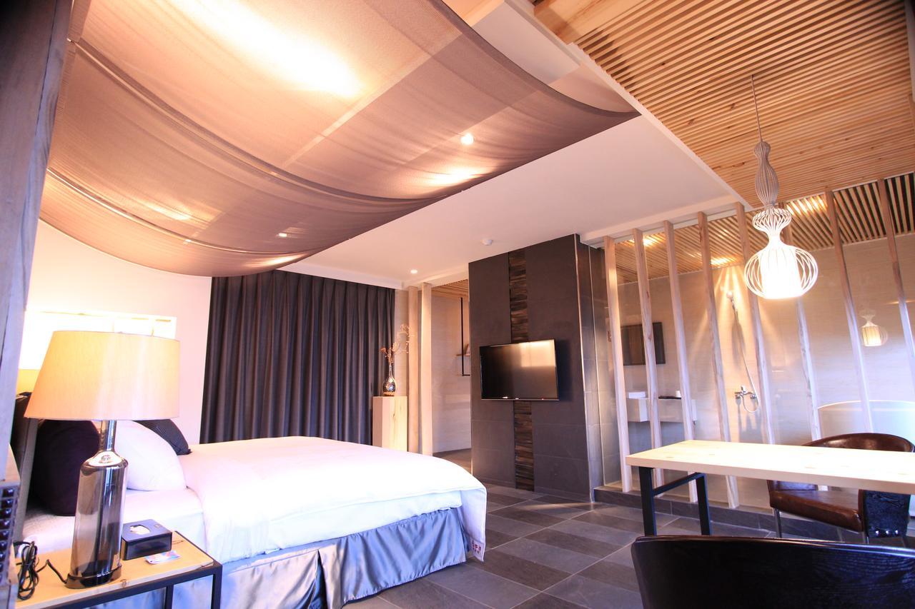 Roppongi Motel - Dalian Pingtung Ngoại thất bức ảnh